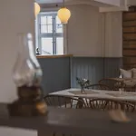 Nevlunghavn Gjestgiveri 호텔 *
