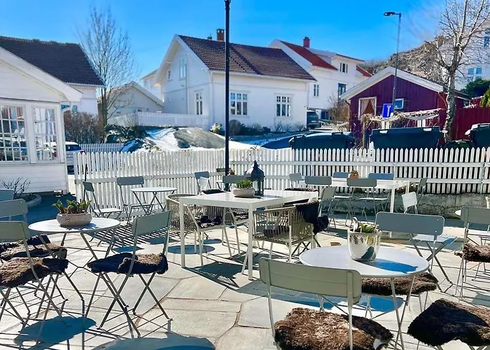Hotel Nevlunghavn Gjestgiveri *