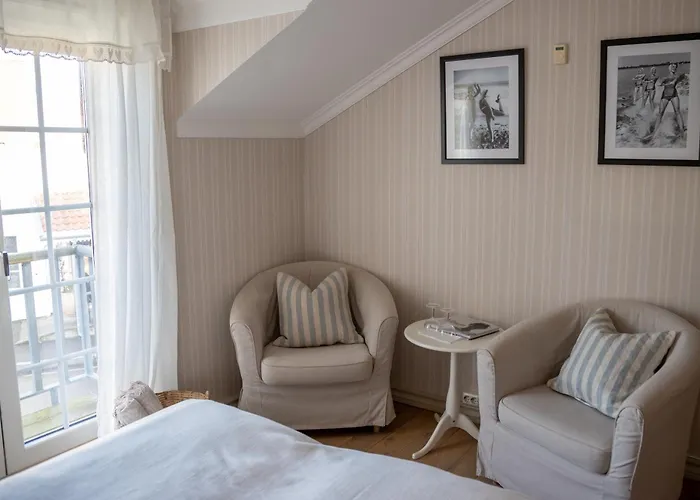 Hotel Nevlunghavn Gjestgiveri *