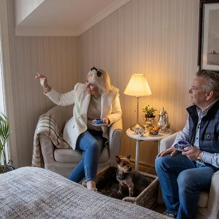 Hotel Nevlunghavn Gjestgiveri